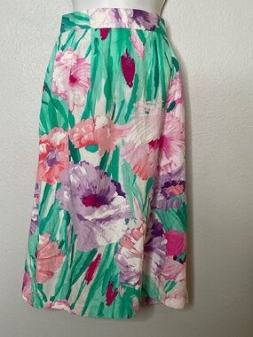 Vintage bright FloralSummer Skirt In Bright Pink, Purple & Turquoise Pleaded